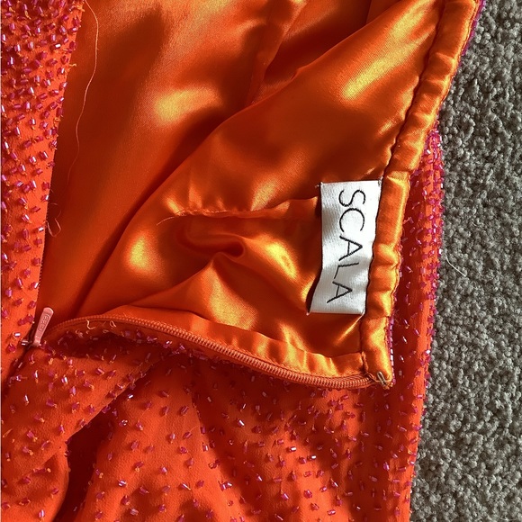 Scala Beaded Sequin Gown - Picture 8 of 15